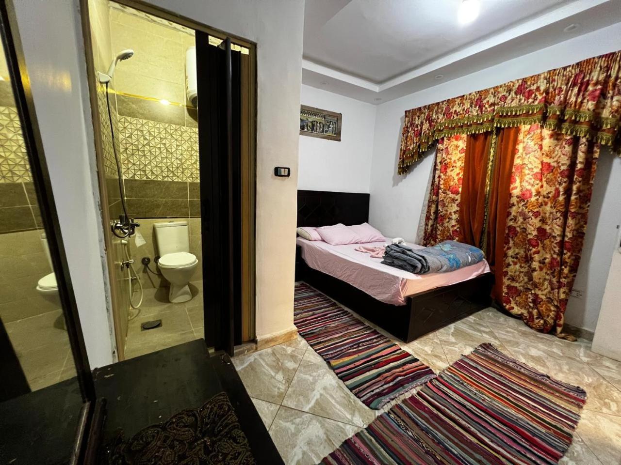 Jana Pyramids View In 3 Bed & Breakfast Kafret el-Gabal Dış mekan fotoğraf